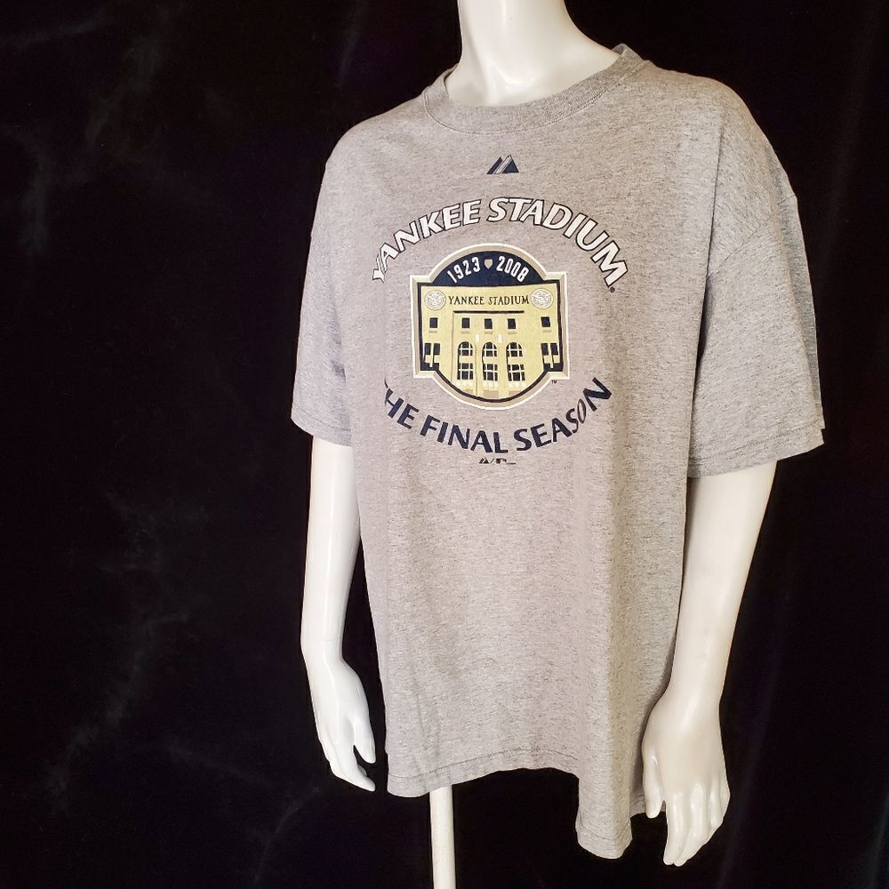 Majestic Yankee Stadium Gray Short Sleeve Tee Shirt (XL)
